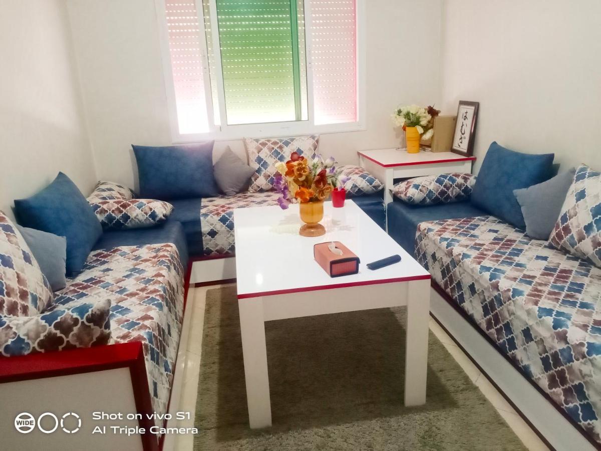Nice Apartment Near The Train Station แมกเนส ภายนอก รูปภาพ